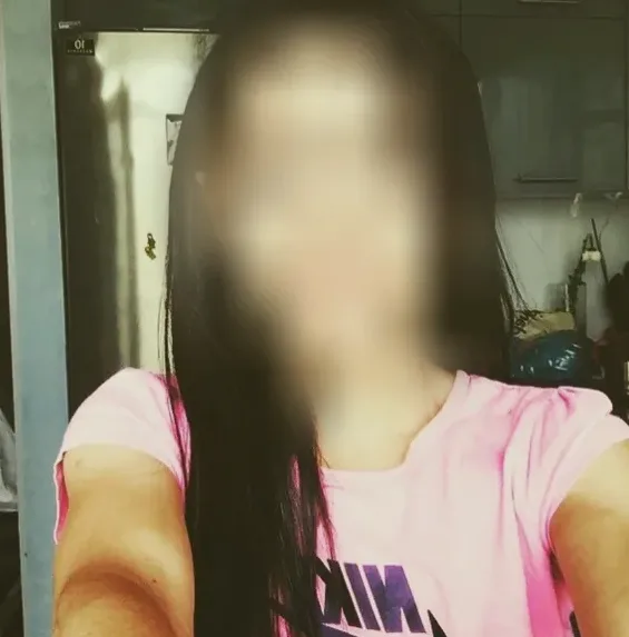 Fabienne, 33