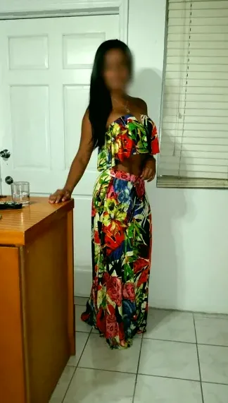 Ivana, 36
