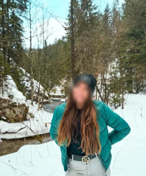 Ivona, 27