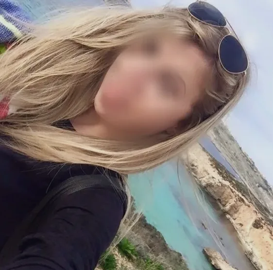 Karin, 34
