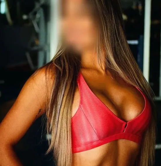 Karin, 30