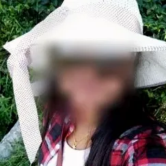 Silvia, 34